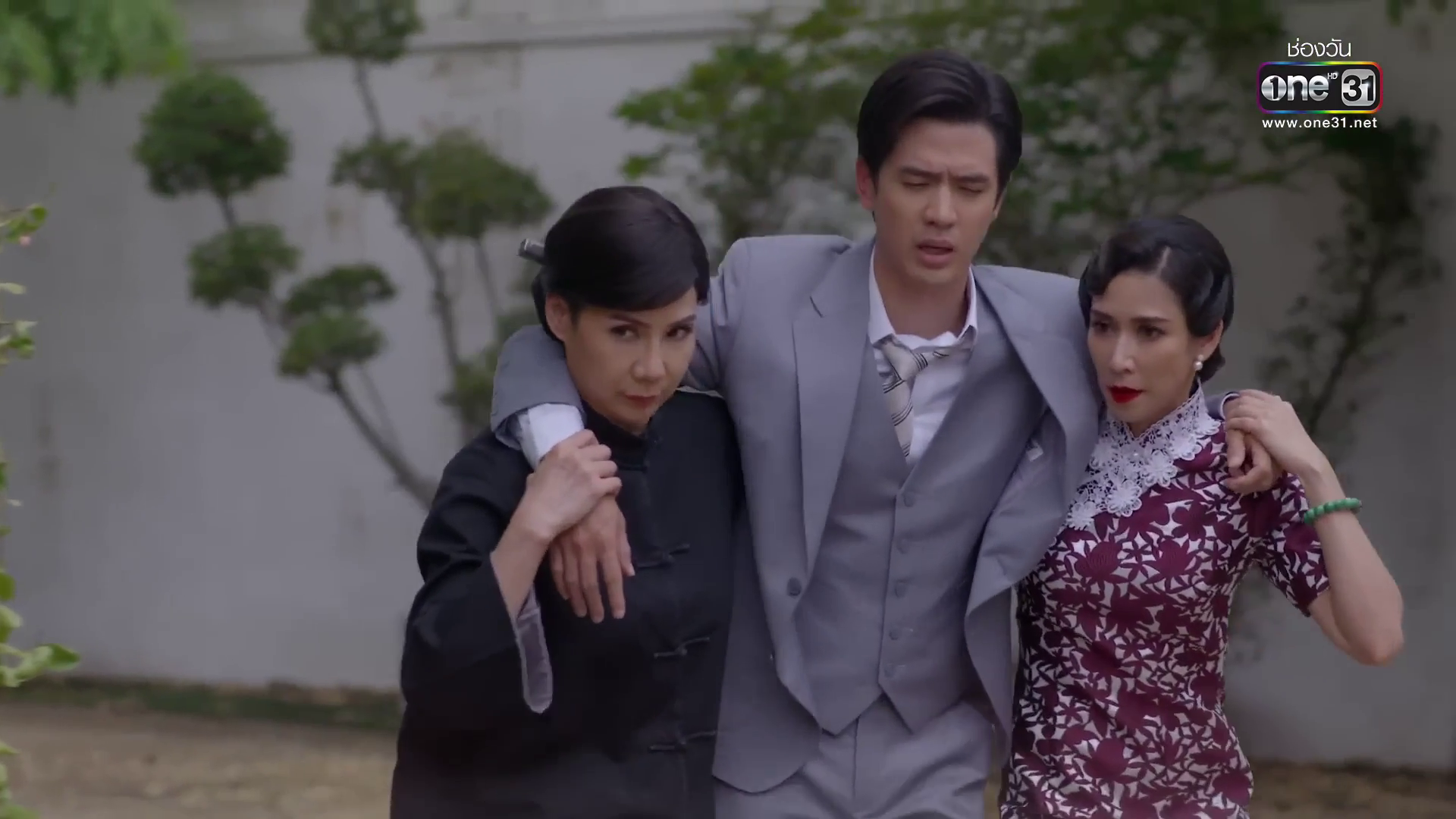 Film Thanapat Kawila as Tian, Pock Piyathida Mittiraroch as Li and Deuan Prima Ratchata as Jia in episode 11 of To Sir, With Love
