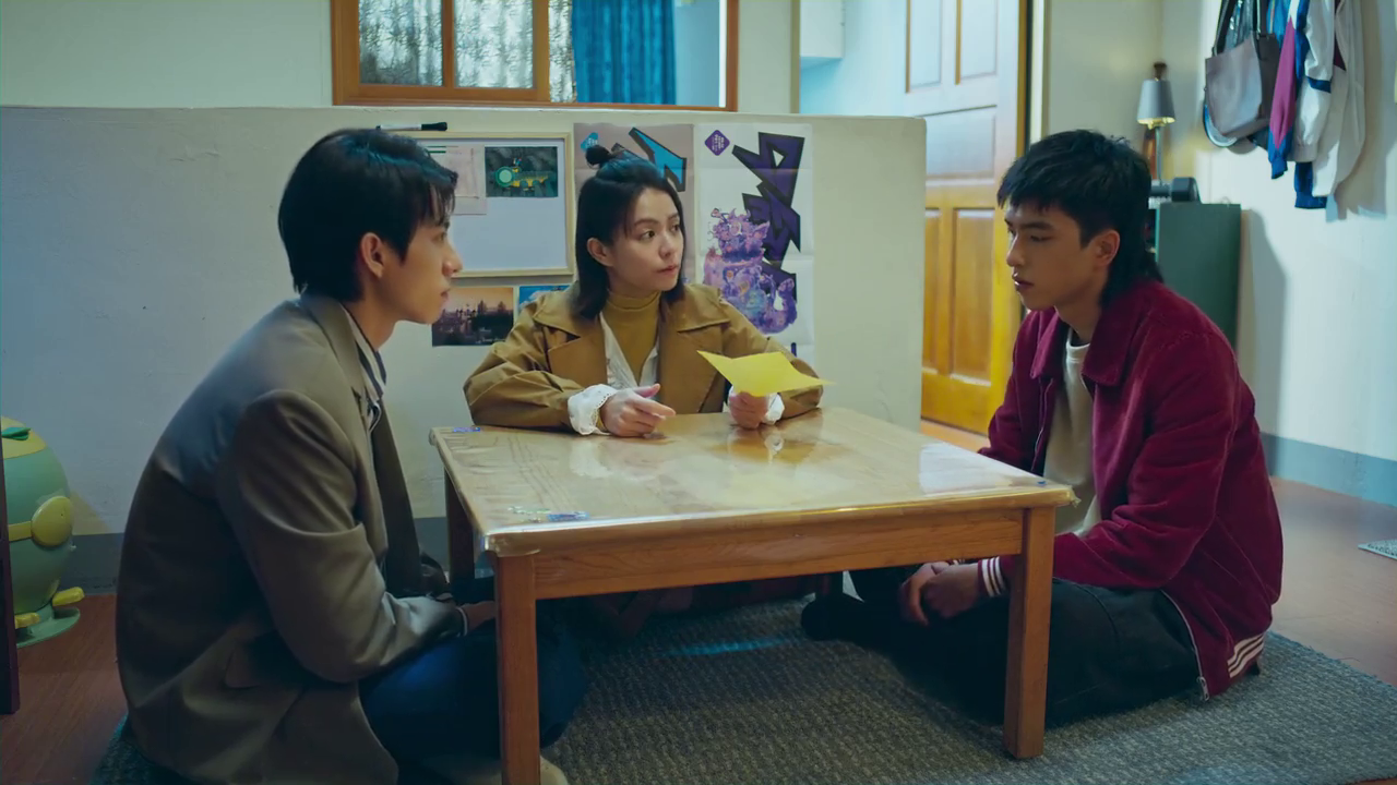 Tseng Jing Hua as Pu Yi Yong, Peng Cian You as Cao Guang Yan and Vivian Sung as Chen Chu Ying in episode 11 of Oh No! Here Comes Trouble